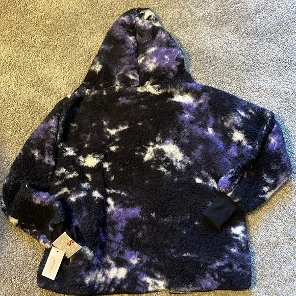 🔥SALE🔥NWT LulaRoe Teddy Bear Jacket - Picture 7 of 7